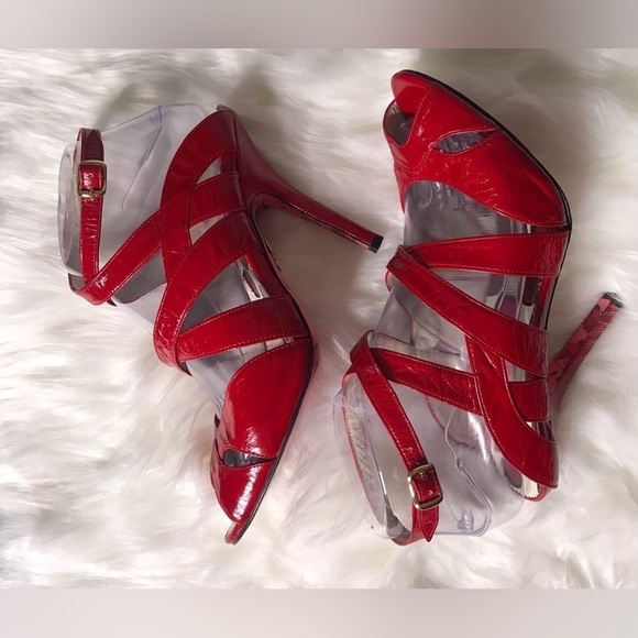 🌞Betsey Johnson Sexy RED Heels 7.5 - Picture 3 of 10